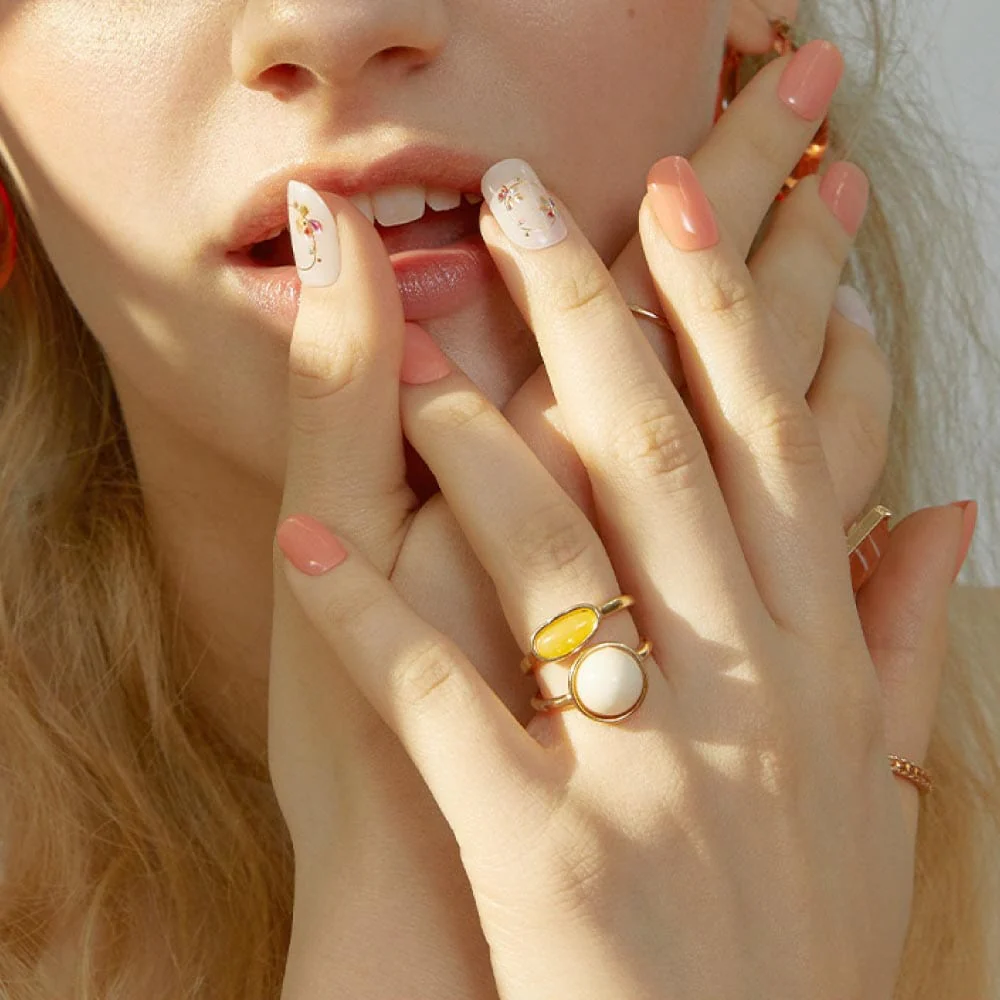 N Delicate - Image 4